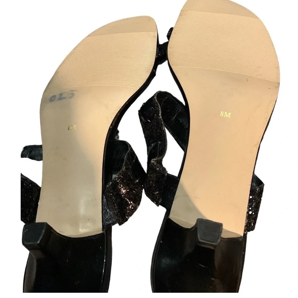 𝅺$5$ add on AM by Ann Marino black bejeweled thong kitten heel. Size 8 - Picture 4 of 8